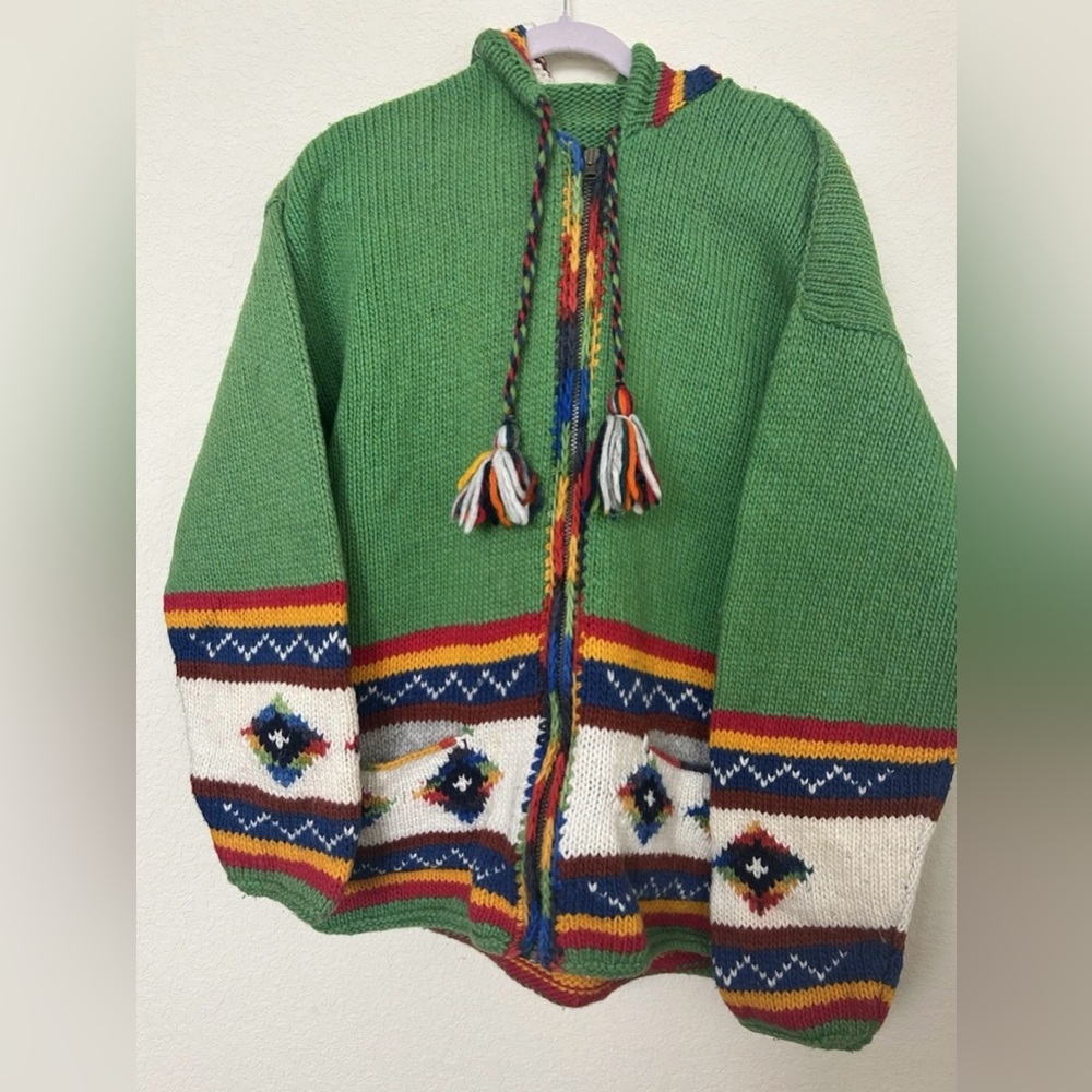 1990s Chunky Green Wool Hand Knit Cardigan Zip Up Large Pointed Hood Equador - Picture 4 of 15